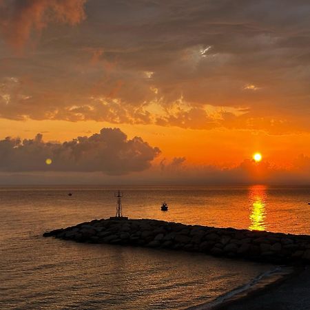 Apartamento Marvel Sea View 1 Akrogiali Exterior foto